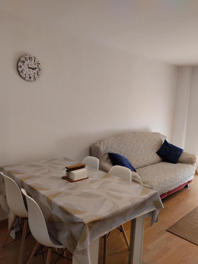 Apartamentos Canana De Vega Flix Dış mekan fotoğraf